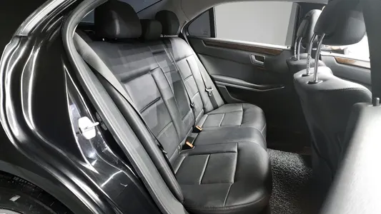 Mercedes-Benz E-Class W212 E200 CGI 2012 12