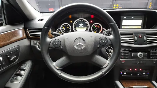 Mercedes-Benz E-Class W212 E200 CGI 2012 13