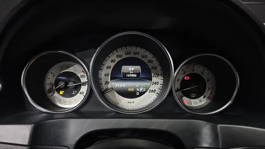 Mercedes-Benz E-Class W212 E200 2014 8