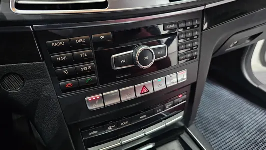 Mercedes-Benz E-Class W212 E200 2014 17