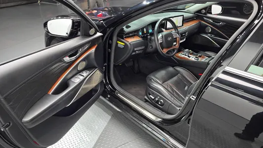 Kia K9 3.8 GDI AWD 2018 10