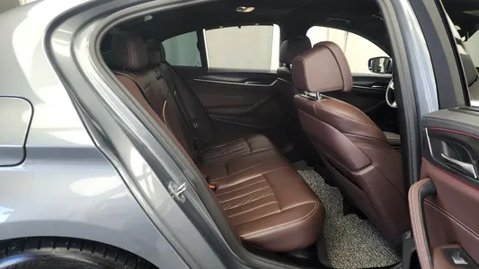 BMW 5 Series (G30) 523d xDrive M 2023 12