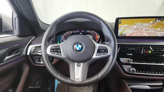 BMW 5 Series (G30) 523d xDrive M 2023 13