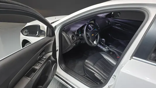 Chevrolet 크루즈 1.8 LTZ+ 2013 10