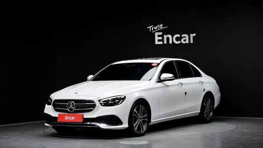 Mercedes-Benz E-Class W213 E250 2023