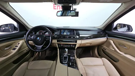 BMW 5 Series (F10) 520d xDrive 2015 7