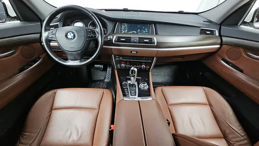 BMW 5 Series GT (F07) GT 30d xDrive 2012 7