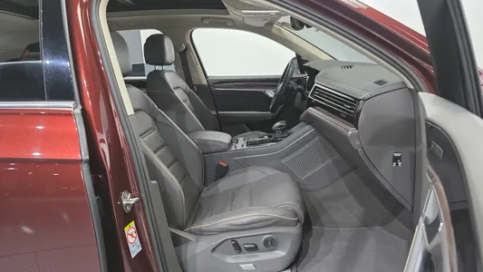 Volkswagen 3 3.0 TDI 2023 11