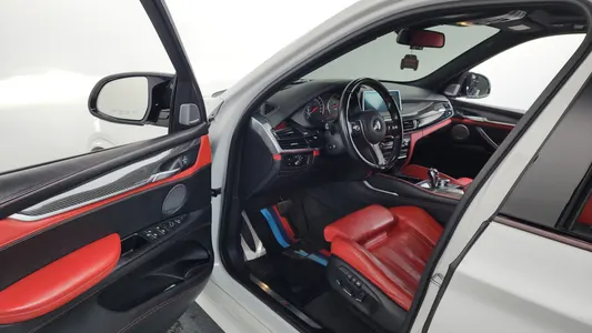 BMW X5M (F15) 4.4 2015 10