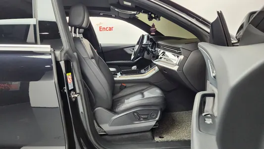 Audi Q8 (4M) 45 TDI 2021 10
