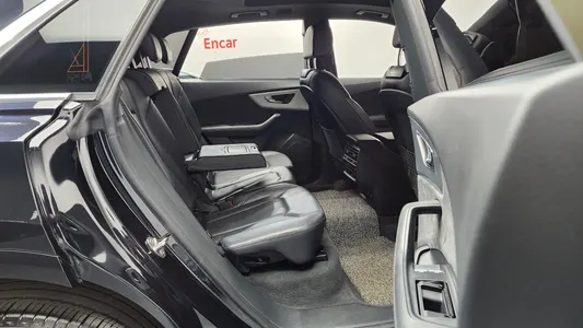 Audi Q8 (4M) 45 TDI 2021 11