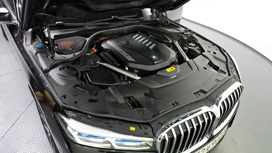 BMW 7 Series (G11) 745Le i M 2020 6