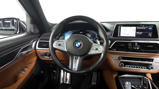 BMW 7 Series (G11) 745Le i M 2020 13