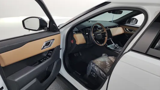 Land Rover 레인지로버 벨라 3.0 P400 HSE 2024 9