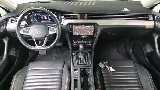 Volkswagen GT(B8) 2.0 TDI 2022 7