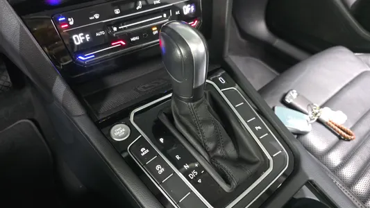 Volkswagen GT(B8) 2.0 TDI 2022 9