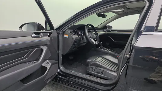Volkswagen GT(B8) 2.0 TDI 2022 13