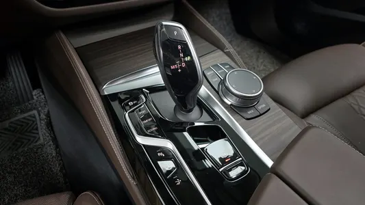 BMW 6 Series GT (G32) 630i xDrive 2021 9