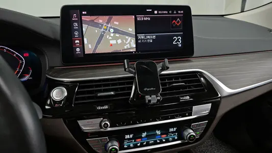 BMW 6 Series GT (G32) 630i xDrive 2021 14