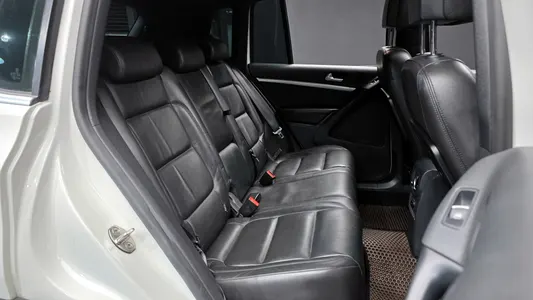 Volkswagen 티구안 2.0 TDI R- 2013 12
