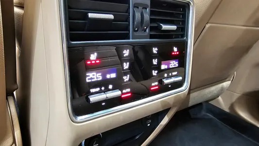 Porsche (PO536) 3.0 2021 17