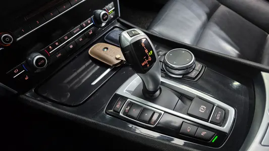 BMW 5 Series GT (F07) GT ED Edition 2014 9