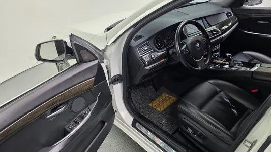 BMW 5 Series GT (F07) GT ED Edition 2014 13