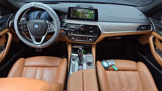 BMW 5 Series (G30) 520d xDrive M 2017 7