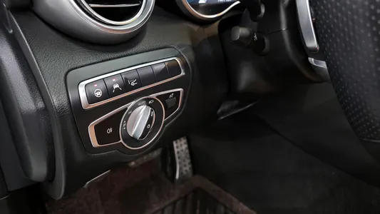 Mercedes-Benz C-Class W205 C200 2021 15