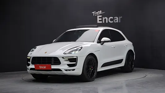 Porsche 3.0 GTS 2018
