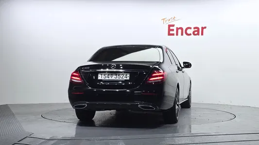 Mercedes-Benz E-Class W213 E250 2020 4