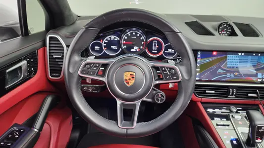 Porsche (PO536) 3.0 2019 13