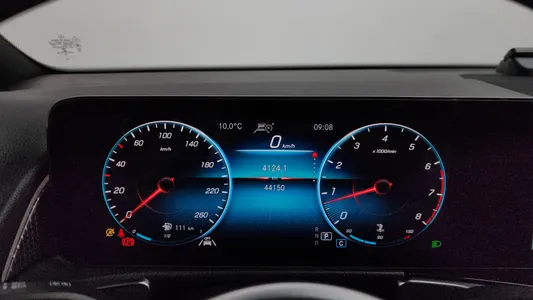 Mercedes-Benz GLB-Class X247 GLB220 2021 8