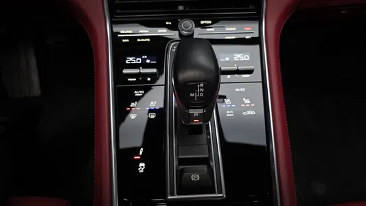 Porsche (971) 2.9 AWD 2021 9