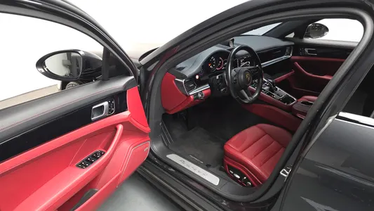 Porsche (971) 2.9 AWD 2021 10