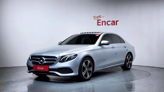 Mercedes-Benz E-Class W213 E200 2017