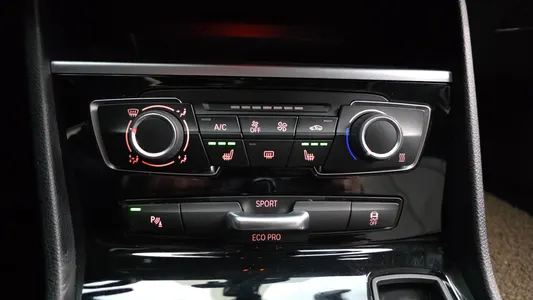 BMW 2 Series Tourer (F45) 2018 15