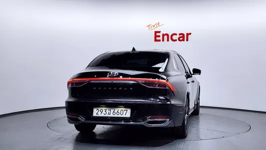Hyundai IG 3.3 2021 4