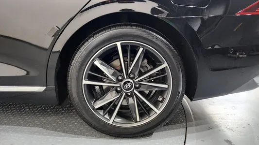 Hyundai IG 3.3 2021 27