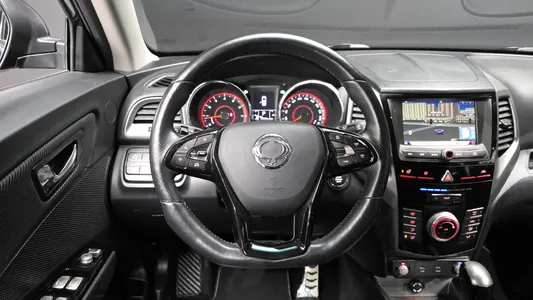 KG Mobility 티볼리 아머 2WD 2017 13