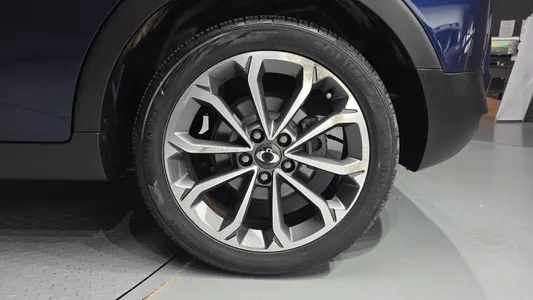 KG Mobility 티볼리 아머 2WD 2017 21
