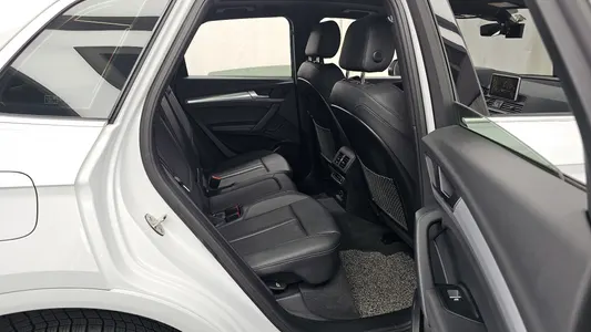 Audi Q5 (FY) 50 TDI 2020 12