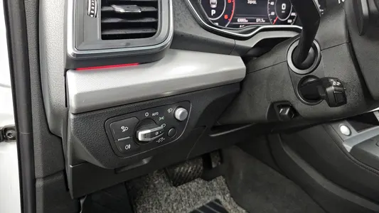 Audi Q5 (FY) 50 TDI 2020 16