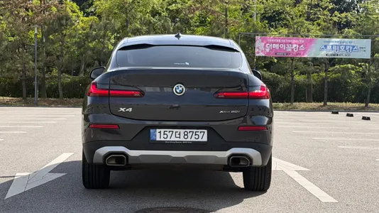 BMW X4 (G02) xDrive20i xLine 2022 4