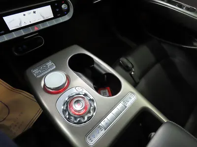 Genesis GV60 2022 17