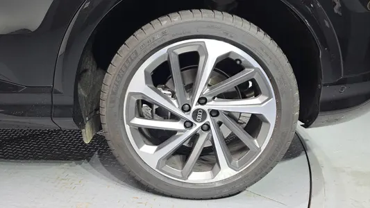Audi Q5 (80A) 45 TFSI S Line 2025 21