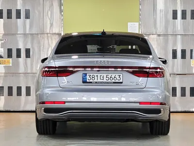 Audi A8 (D5) 55 TFSI LWB 2023 4