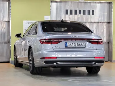 Audi A8 (D5) 55 TFSI LWB 2023 5