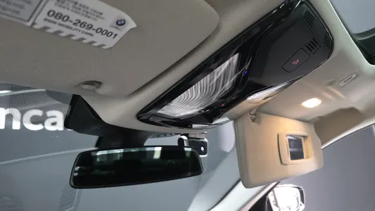 BMW 5 Series (G30) 530i xDrive 2018 29