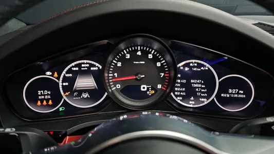 Porsche (PO536) 3.0 2023 8